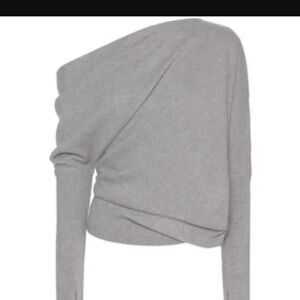 VPL asymmetrical cream sweater. #4